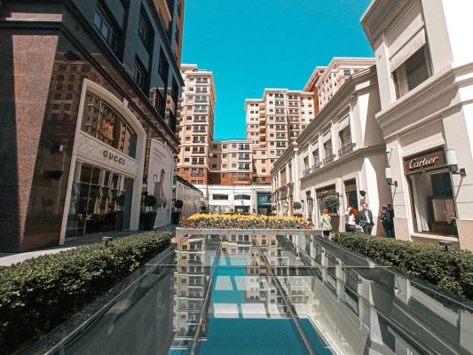 landscaping for shopping malls