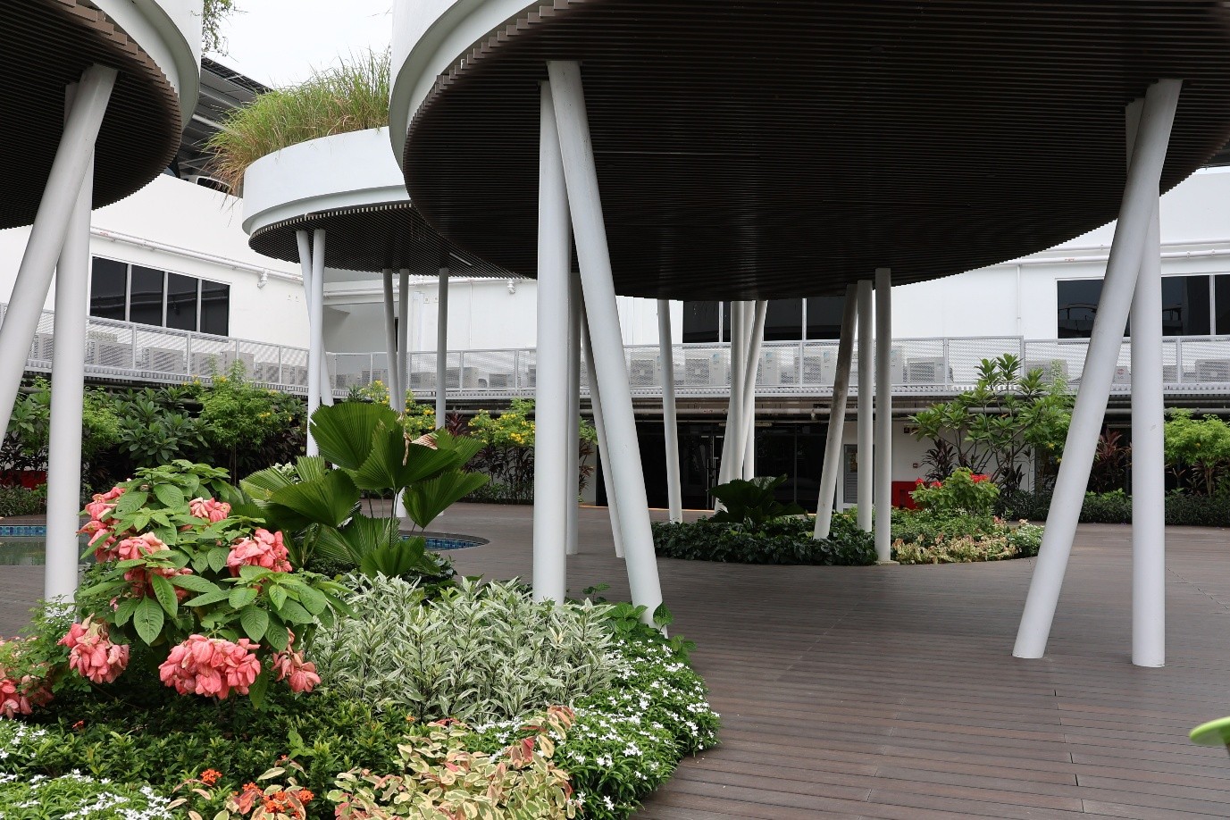 Landscaping Services 15 777